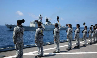 Vì sao Mỹ không cử tàu chiến đến diễu binh tại Trung Quốc?