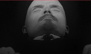 Thi hài Lenin được bảo vệ ra sao trước cuộc xâm lăng của Phát xít Đức?