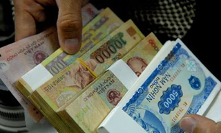 Sôi động dịch vụ đổi tiền lẻ ngày Tết