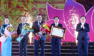 Bình Định đón nhận Huân chương Độc lập hạng Ba