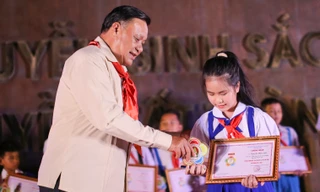 Bình Định, Quảng Bình tuyên dương Cháu ngoan Bác Hồ