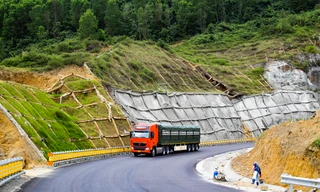 Cận cảnh tuyến đường đèo dự án nâng cấp quốc lộ huyết mạch nối Bình Định - Gia Lai