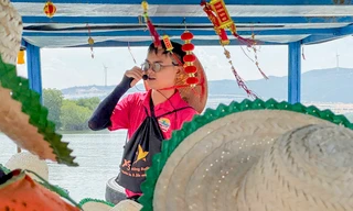 Trưởng thôn 9x khởi nghiệp nhờ du lịch cộng đồng 'miền Tây thu nhỏ'