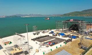 Cận cảnh sân khấu, khán đài hoành tráng diễn ra Tuần lễ Amazing Binh Dinh Fest 2024