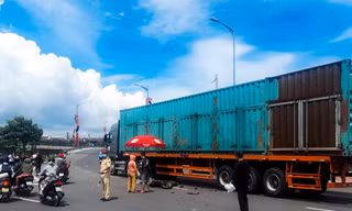 Hiện trường vụ TNGT. Ảnh: Trương Định