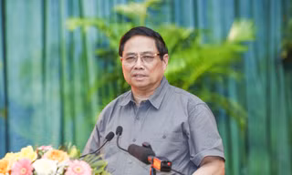 Thủ tướng Phạm Minh Chính làm việc với Ban Thường vụ Tỉnh ủy Bình Định