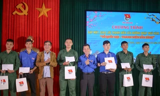 Tổ quốc gọi, thanh niên sẵn sàng
