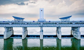 Độc đáo những chiếc lá trên đập dâng hơn 750 tỷ đồng bắc qua sông Kôn