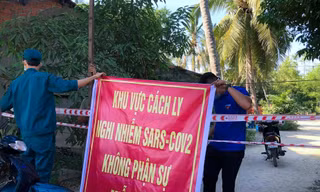 Phát hiện 3 trường hợp nghi nhiễm COVID-19 mới tại “điểm nóng” thị xã Hoài Nhơn.