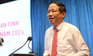 Chủ tịch Bình Định đối thoại với thanh niên