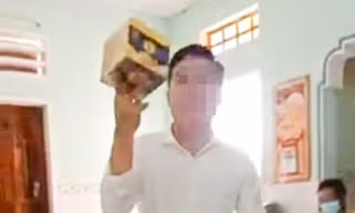 'Sơn đông mãi võ' vào nhà dân quảng cáo bán thuốc trị hậu COVID-19