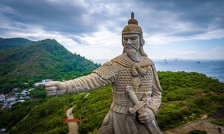 Lễ giỗ Đức Thánh Trần của người dân Bình Định