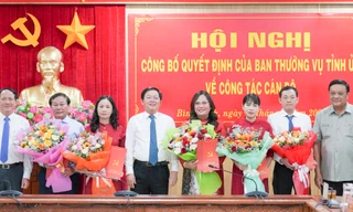 Công bố quyết định của Ban Thường vụ Tỉnh ủy Bình Định về công tác cán bộ