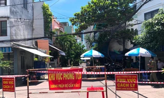 Khu vực phong tỏa ở phường Hải Cảng. Ảnh: N.L