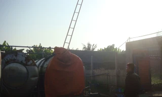 Ba người tử vong trong bồn chứa dịch tôm