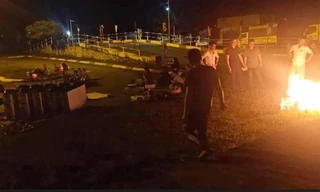 Xôn xao hình ảnh cúng bái, đốt vàng mã ở Trung tâm sát hạch lái xe