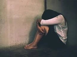 Bị tố sàm sỡ nữ sinh lớp 5, thầy giáo khai thêm giao cấu với học sinh lớp 7