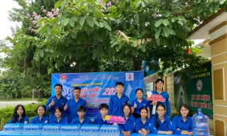 Hơn 1.300 đoàn viên thanh niên Hà Tĩnh tiếp sức mùa thi