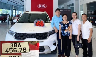 Bấm biển số tiến cực đẹp, gia chủ được ngỏ ý mua lại xe giá 1,7 tỷ đồng