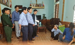 Tàu hàng va chạm tàu cá, 3 người mất tích ở biển