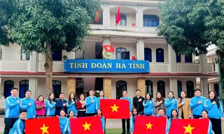 Tuổi trẻ Hà Tĩnh tô thắm màu cờ