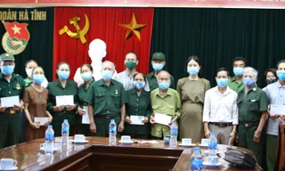 Công ty CSTAR và báo Tiền Phong trao quà tri ân cựu TNXP Hà Tĩnh