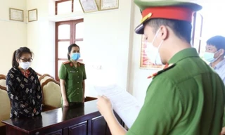 Thua tiền ảo, nữ nhân viên ngân hàng lừa đảo gần 3 tỷ đồng