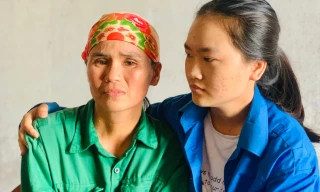 Nữ sinh nhà nghèo mồ côi cha đạt 27,55 điểm: Mong được đi học để thực hiện ước mơ