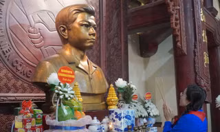 Tỉnh Đoàn Hà Tĩnh dâng hương, tưởng niệm Anh hùng Lý Tự Trọng 