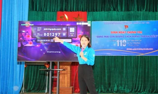 'Sáng mãi con đường cách mạng của thanh niên' trên quê hương anh Lý Tự Trọng