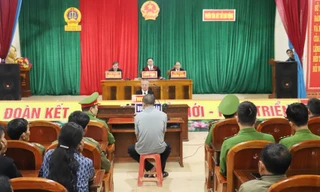 Nghịch tử đánh bố gãy tay để đòi tiền mua xe máy