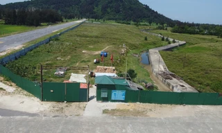 Khách sạn nghỉ dưỡng 240 tỷ sau 8 năm vẫn là... bãi đất 