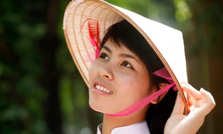 Cô giáo tương lai dự thi Người đẹp xứ Trà