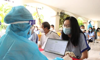 Trường học tại TPHCM xuất hiện nhiều F0