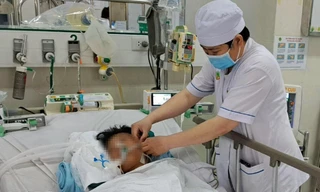 Lặn thi, hai thiếu niên ngạt nước suýt tử vong