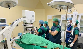 Người đàn ông suýt phải cắt bỏ ruột vì chủ quan không đi khám khi đau 'vùng nhạy cảm'