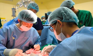 Cô gái mất cả hai quả thận vì thói quen tai hại thường gặp ở giới trẻ