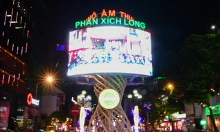 Phố ẩm thực bán tô phở gần 1 triệu đồng, địa phương nói gì?