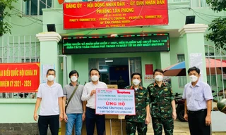 Bác sĩ chia sẻ tin vui khi tiếp nhận vật tư y tế bạn đọc hỗ trợ