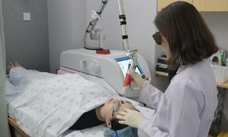 Tước giấy phép, đình chỉ hoạt động hàng loạt cơ sở thẩm mỹ ở TPHCM 