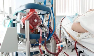 Cô gái nhóm máu cực hiếm suýt chết vì từ chối nhập viện lúc lú lẫn