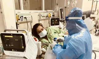 Bệnh nhân mắc COVID-19 bị thủng ruột vì uống thuốc nguyên vỏ