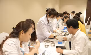 200 y bác sĩ được tầm soát miễn phí ung thư bằng công nghệ gen