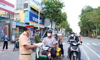 TPHCM tiếp tục cách ly xã hội theo Chỉ thị 16+ thêm 1-2 tuần?
