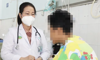 TPHCM: Lại xảy ra ngộ độc trong trường học