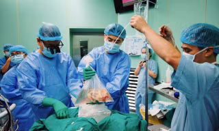 Người được ghép trái tim hiến tặng đi xuyên Việt là ai?