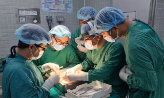 Lần đầu tiên ghép thận không cùng nhóm máu tại Việt Nam