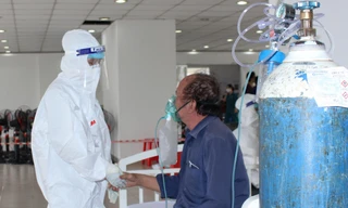 'Gỡ nút thắt' tâm lý cho bệnh nhân mắc COVID-19