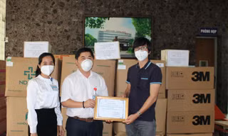 Bạn đọc Báo Tiền Phong tiếp tục đồng hành cùng tuyến đầu chống dịch
