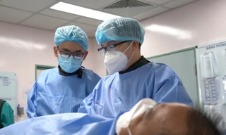 Chỉ mấy vết lở nhỏ, bệnh nhân đau đớn dữ dội rồi suýt phải cắt bỏ chân do căn bệnh nguy hiểm